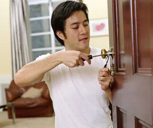 General Locksmith Store San Antonio, TX 210-780-7300 - changing-locks